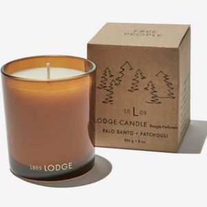 NIB: FREE PEOPLE: Lodge Candle- Palo Santo+Patchouli